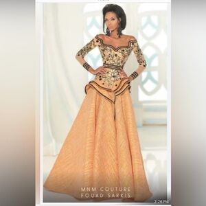 Looks brand no I only wear it  one time